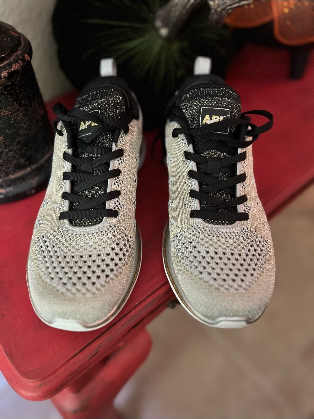 Knit Lace-Up woman’s Sneakers in Gold and Black